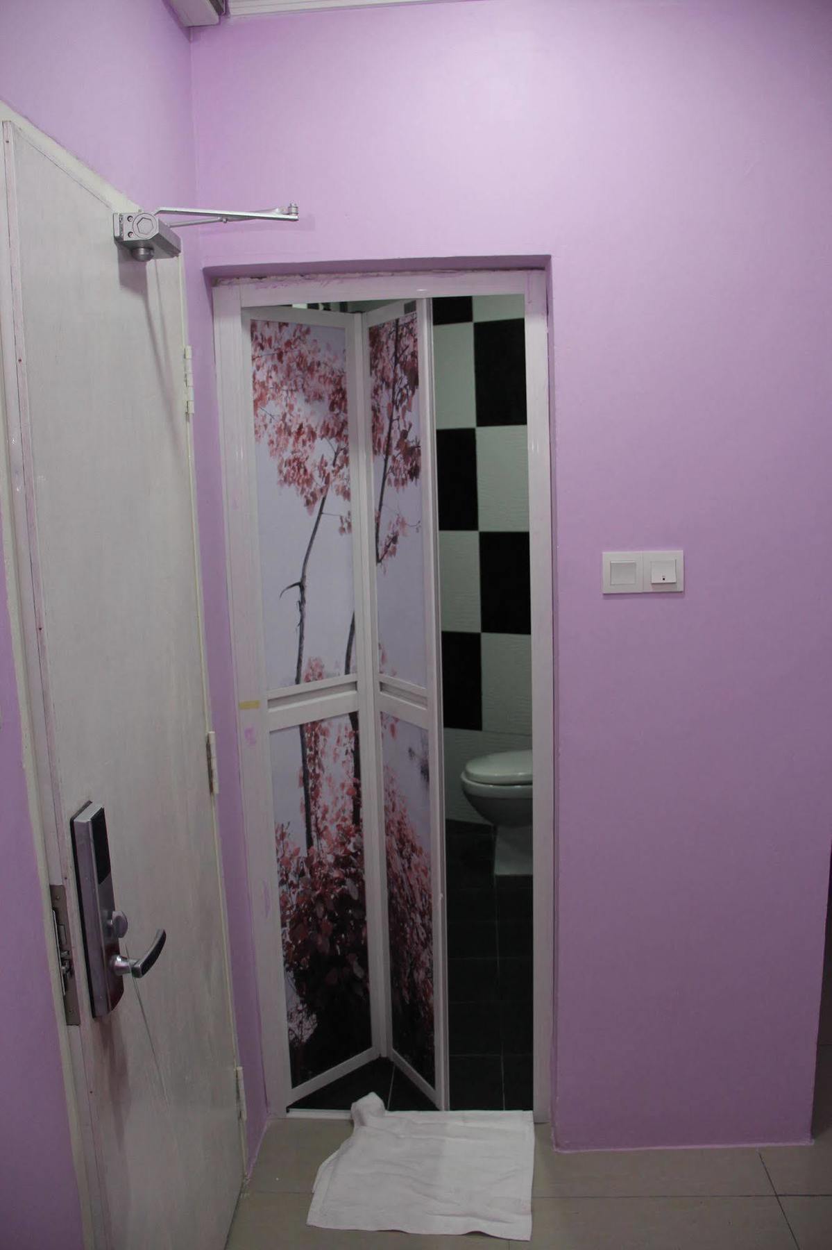 Oyo 89665 Royale City Hotel Szepang Kültér fotó